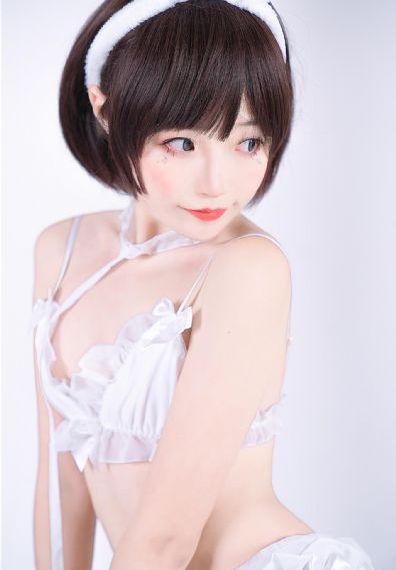 日本她在夫丈面前被耍了在线观看_720高清完整版播放